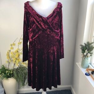 Chelsea 28 burgundy crushed velvet dress